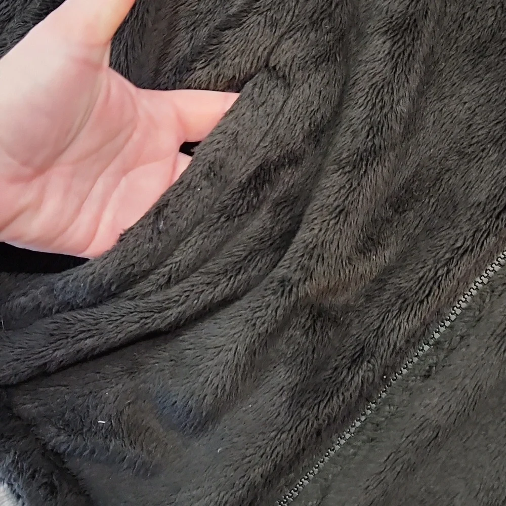 North Face jacket - Picture 2 of 6